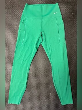 Nike Women Green Athletic Leggings